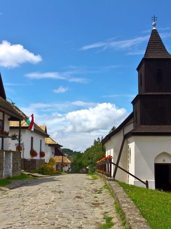Private Full-Day Tour in Gödöllő Sisi Castle and Hollókő