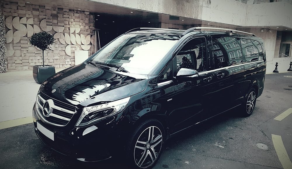 Private Mercedes Minibus Airport pick-up