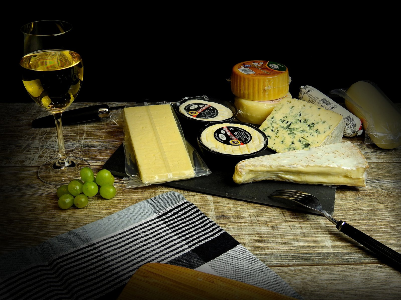 Budapest Wine-Tasting Walking Tour - Image 5